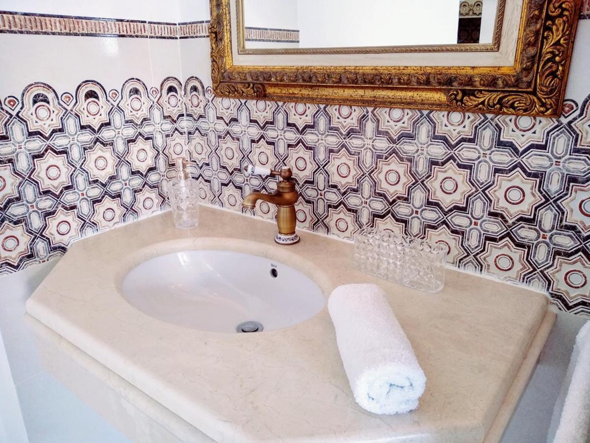 Vivienda Turistica Califato En Casco Historico Daire Cordoba Dış mekan fotoğraf
